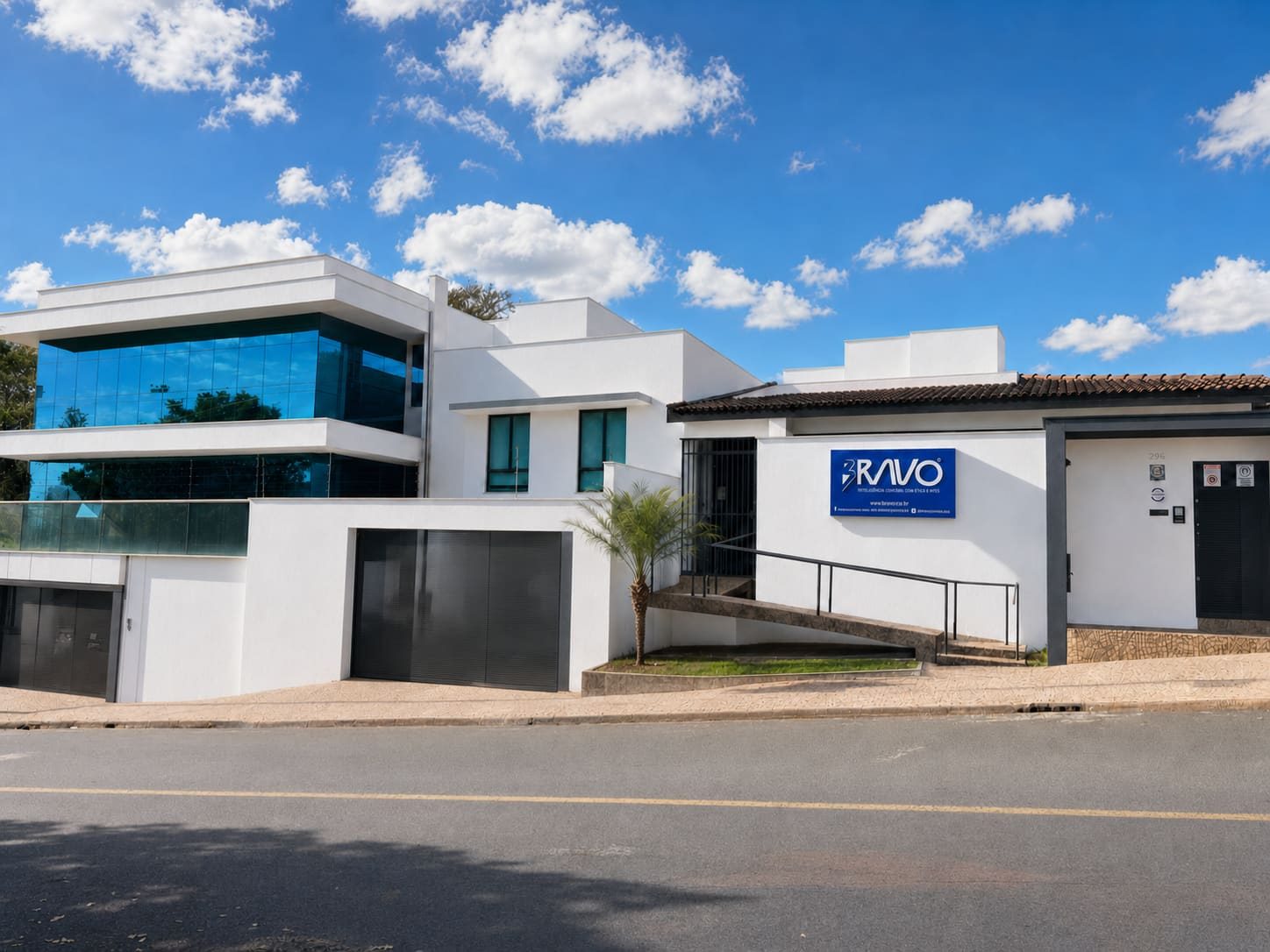 Fachada da sede da Bravo em Uberaba